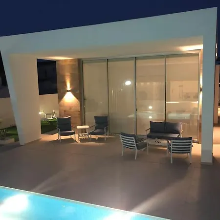 Moderne Luksus I / Alicante Villa