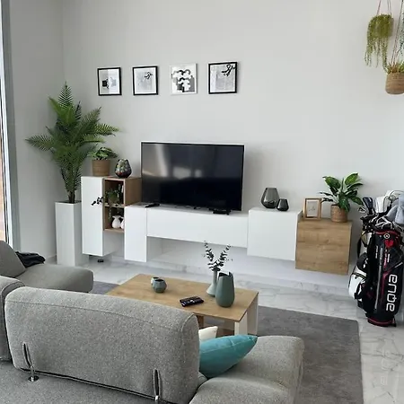 Moderne Luksus I / Alicante Villa