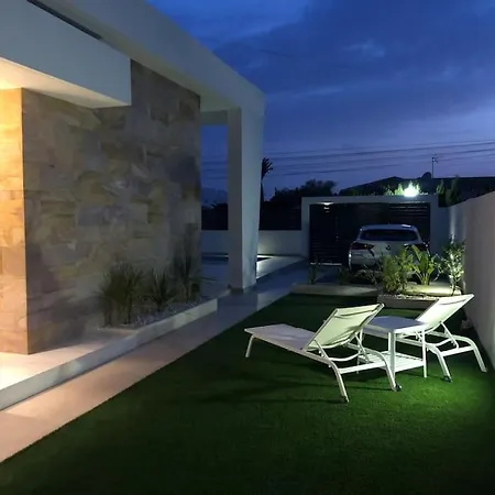 Villa Moderne Luksus I / Alicante *