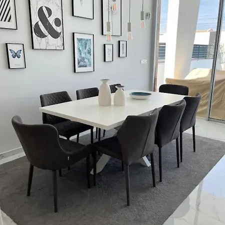 Moderne Luksus I / Alicante Villa