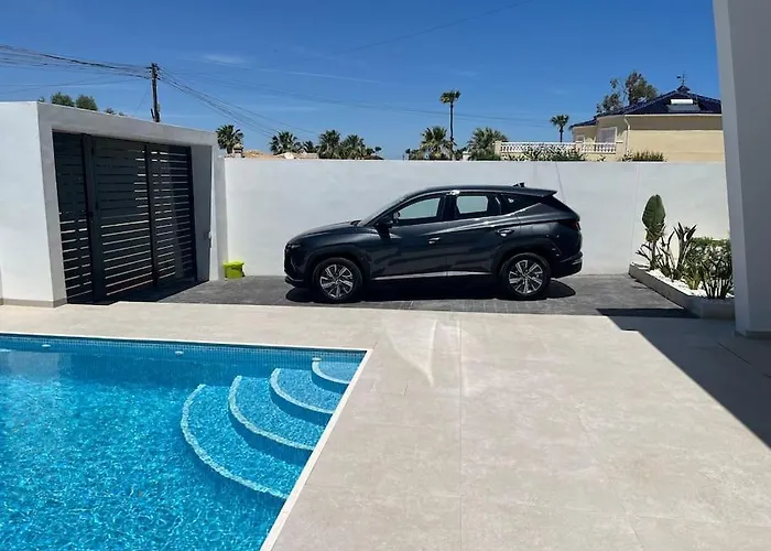 Moderne Luksus I / Alicante * 托雷维耶哈