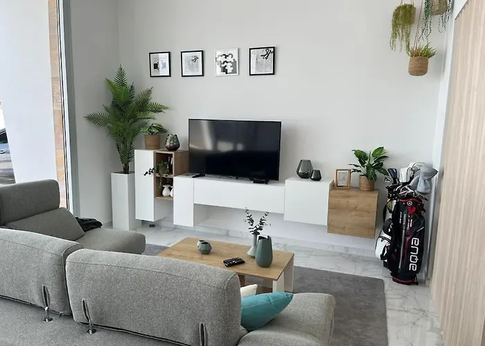 Moderne Luksus I / Alicante Villa