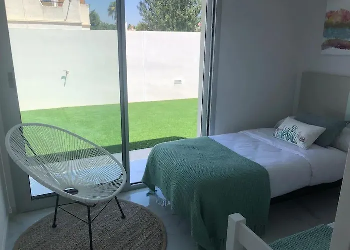 Villa Moderne Luksus I / Alicante *