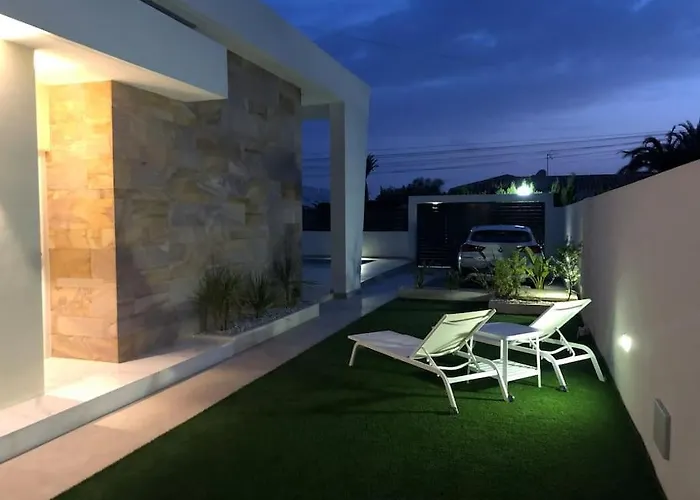 Villa Moderne Luksus I / Alicante *